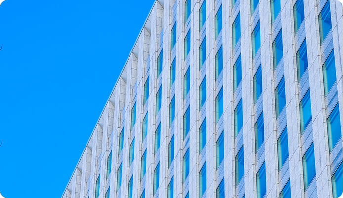 オフィスビルの外装リニューアル